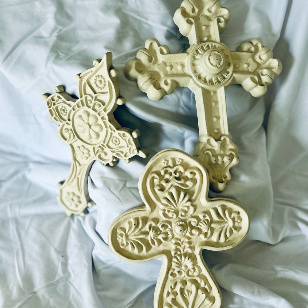 Decorative Cream Wall Cross Set